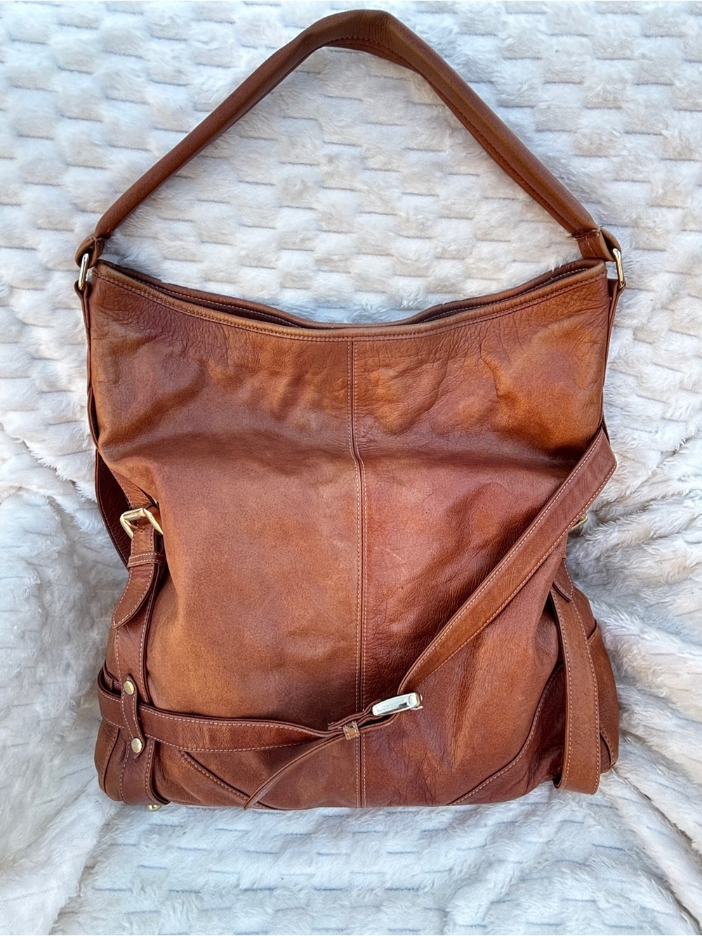 Zina Eva Cognac Leather XL Slouch Tote Belt Detail